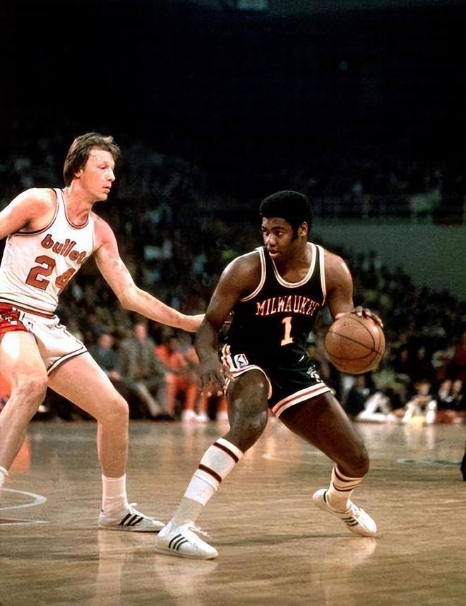 更是不同足 更是不同足