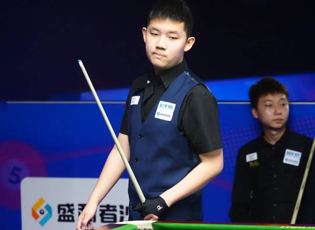 括了各年龄 括了各年龄