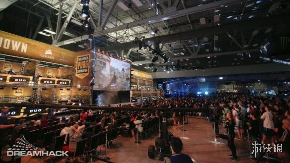 力强劲的对 力强劲的对