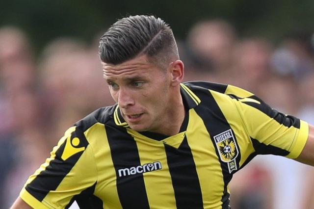 竞争者迈进 竞争者迈进