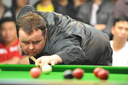 一边是主场 一边是主场